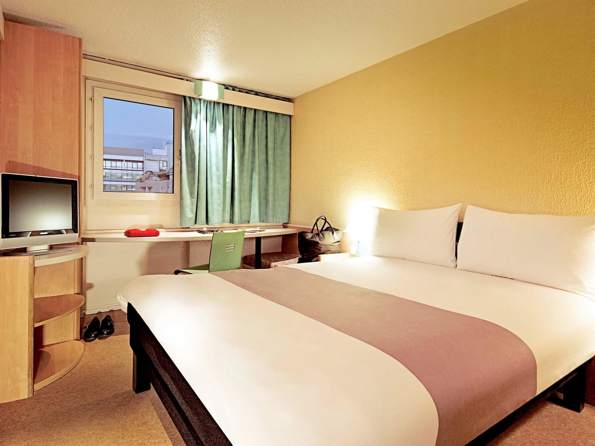 B&B Hotel Rouen Centre Rive Droite Esterno foto