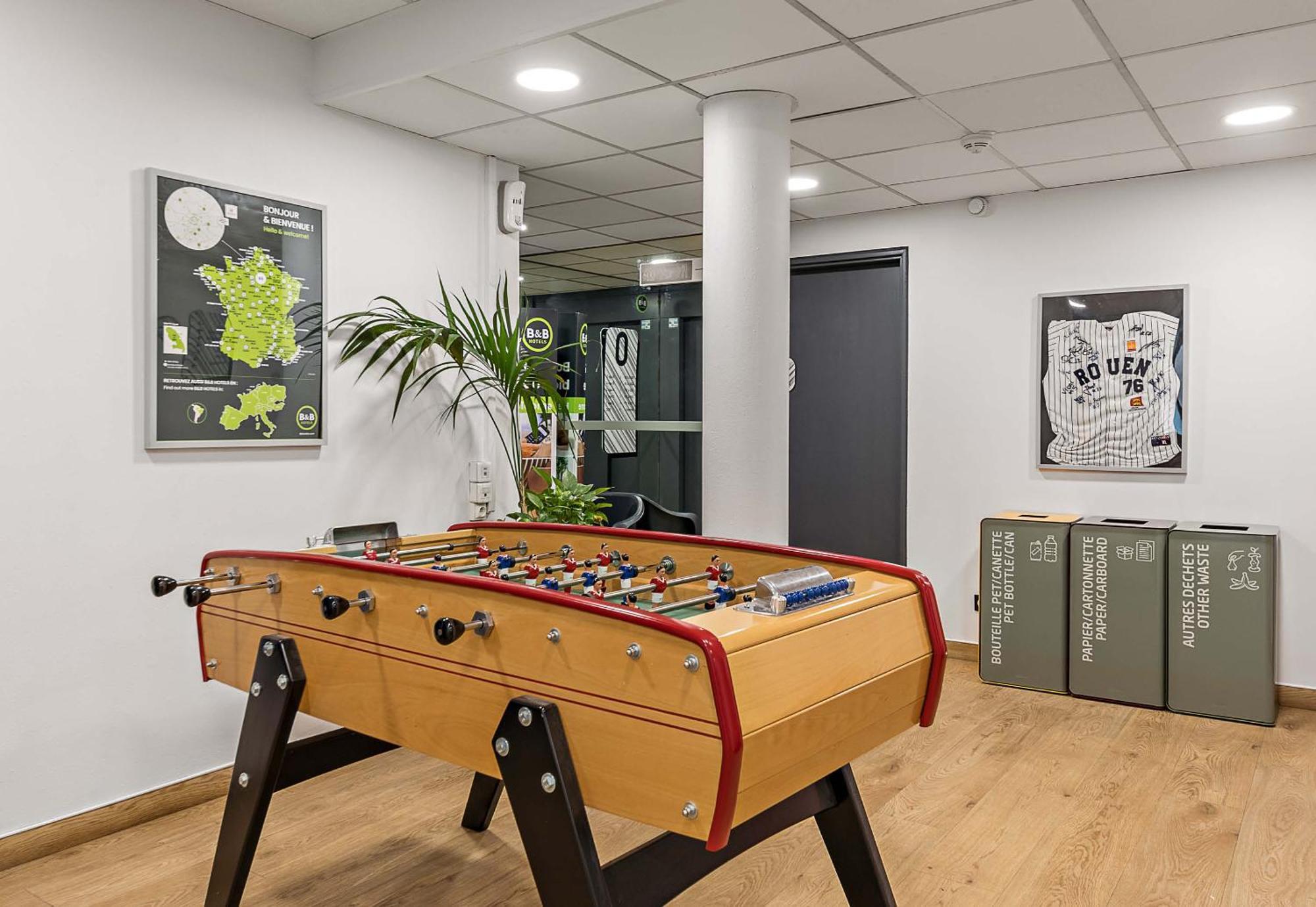 B&B Hotel Rouen Centre Rive Droite Esterno foto