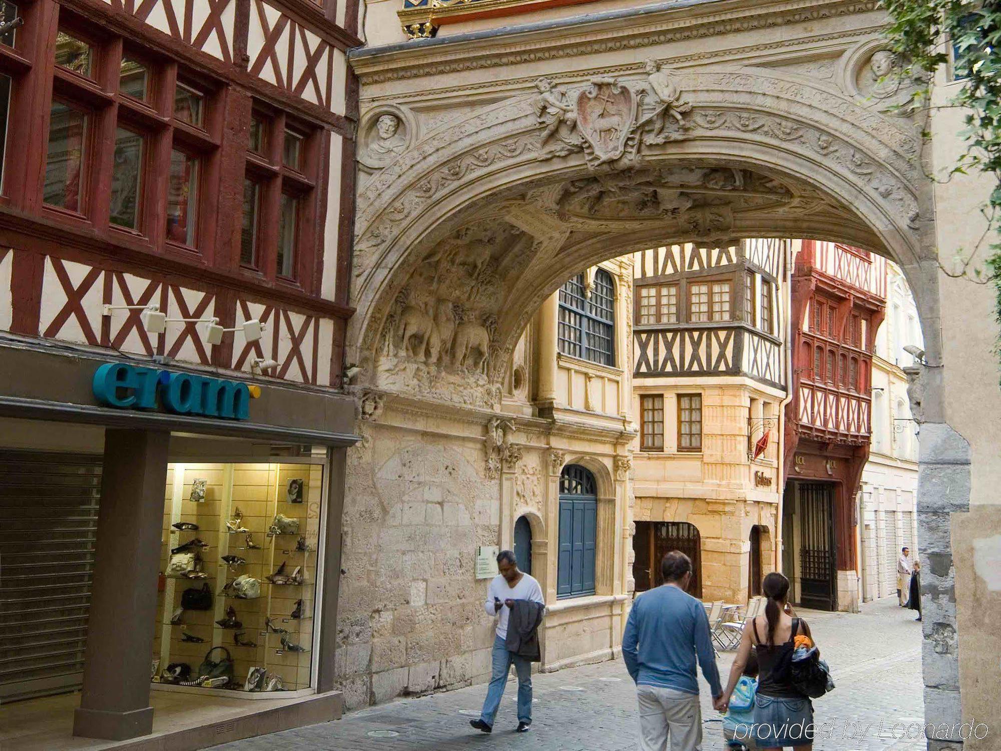 B&B Hotel Rouen Centre Rive Droite Esterno foto