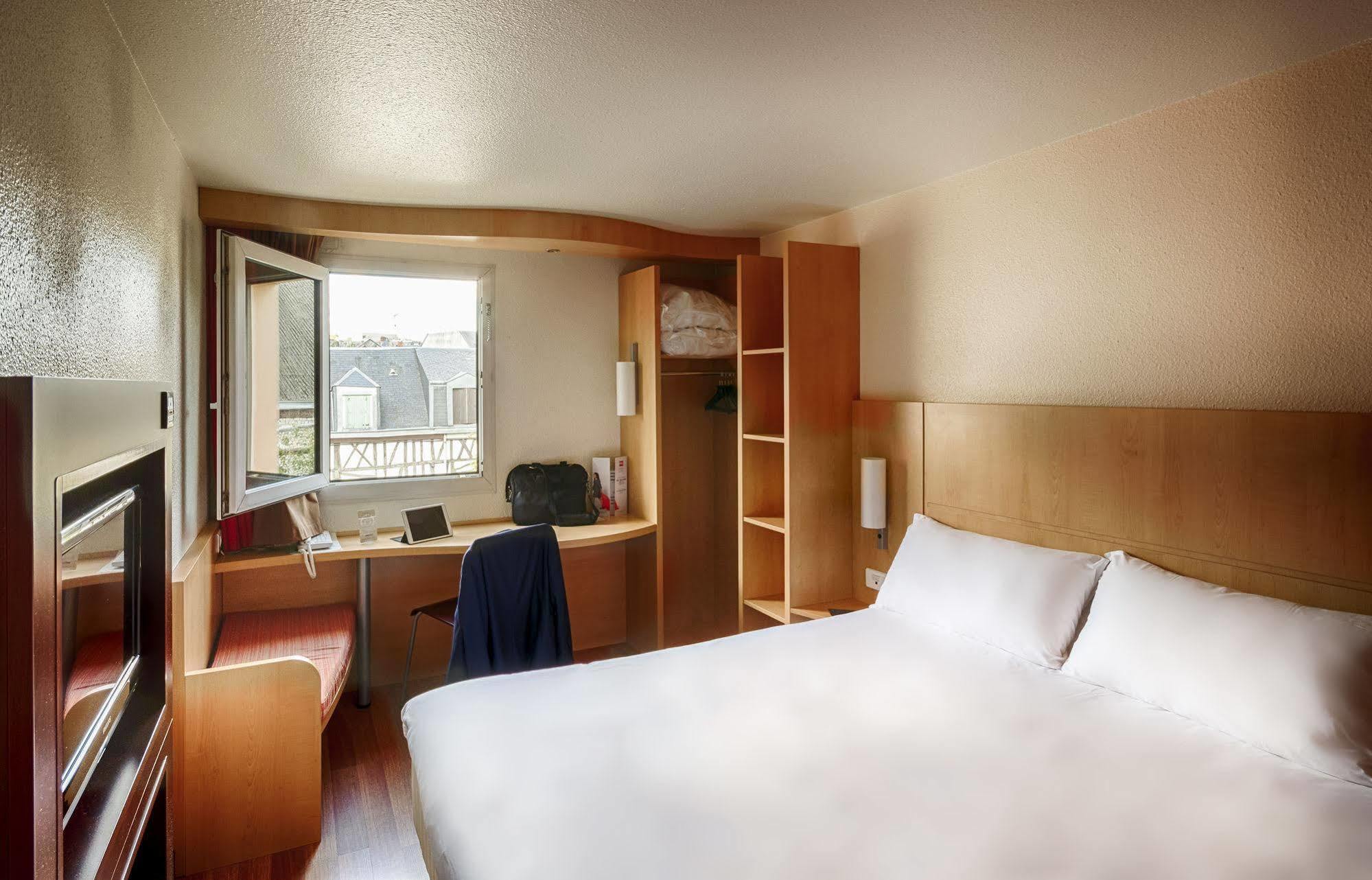 B&B Hotel Rouen Centre Rive Droite Esterno foto