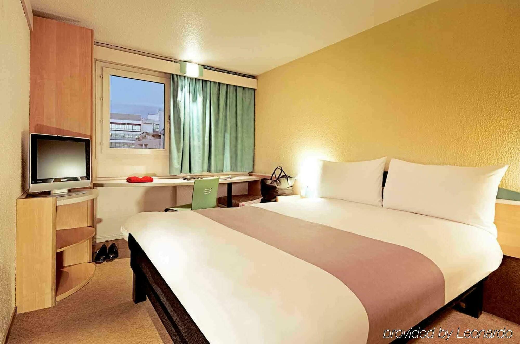 B&B Hotel Rouen Centre Rive Droite Esterno foto